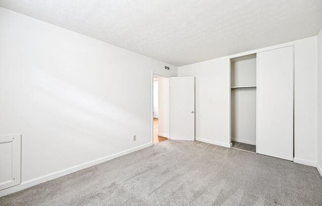 2 beds, 1 bath, 665 sqft, $950, Unit 1732P