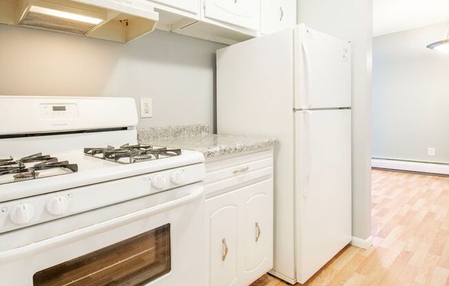 2 beds, 1 bath, 954 sqft, $1,380, Unit 206