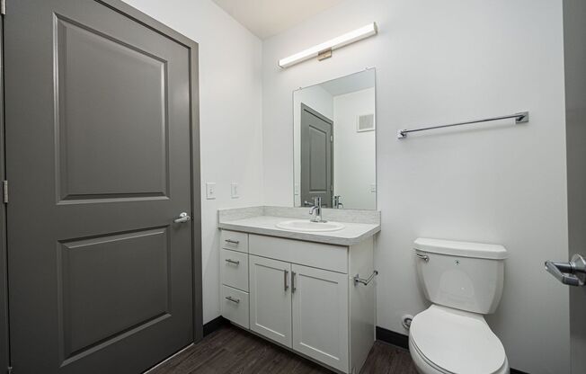 2 beds, 2 baths, 982 sqft, $1,700, Unit 804