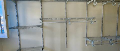 3538 1/2 W 60 ST