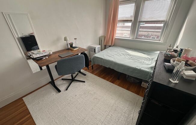 1 bed, 1 bath, 559 sqft, $2,185, Unit 103 Summer #403