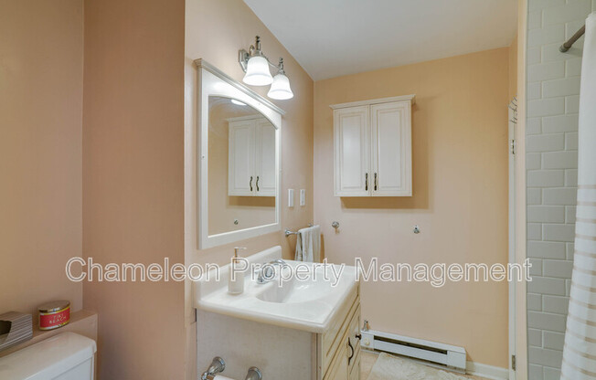 929 N 6 ST