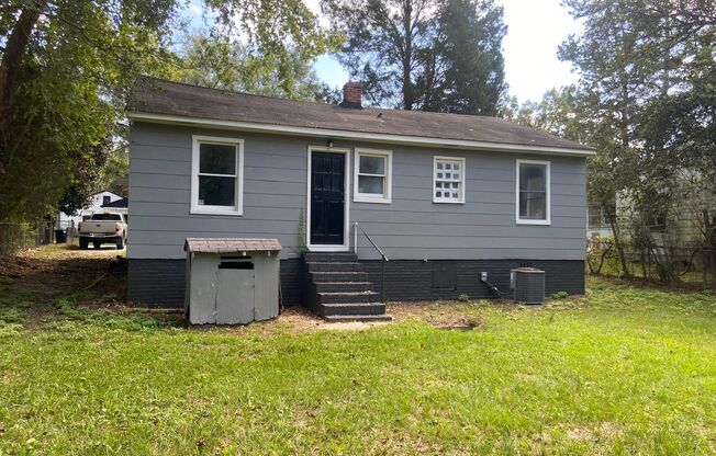 **AVAILABLE NOW**2 Bedroom / 1 Bathroom Home for Rent in East Columbus***