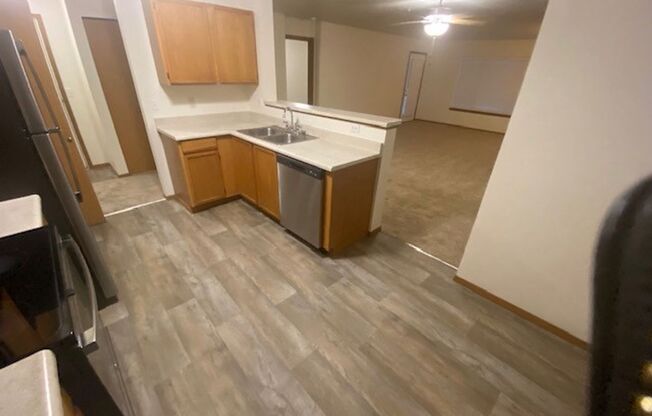 2 beds, 2 baths, 1,062 sqft, $1,995, Unit D301