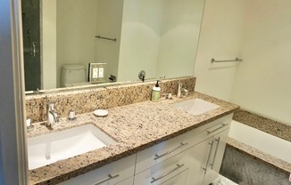 1 bed, 1 bath, 805 sqft, $3,900, Unit 1010