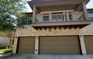 Wonderful 2/2 in Scofield Villas!
