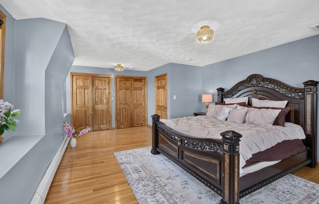 6 beds, 3 baths, 3,290 sqft, $6,500, Unit 0