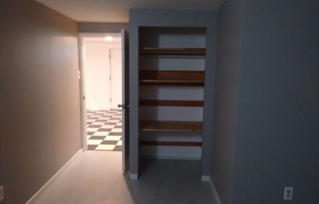 2 beds, 1 bath, 1,350 sqft, $1,475, Unit Unit 2