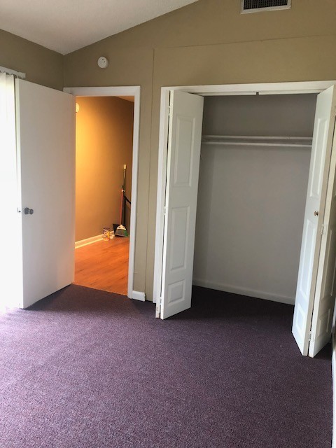 2 beds, 1.5 baths, 950 sqft, $900, Unit 3