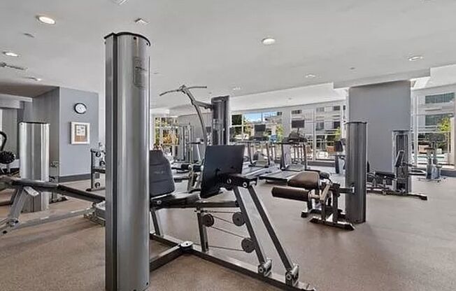 2 beds, 2 baths, $3,950, Unit Unit 1604