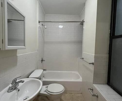 Studio, 1 bath, $2,400, Unit 1