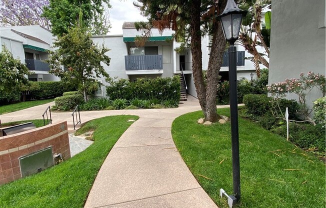 2 beds, 2 baths, 982 sqft, $2,950, Unit 278