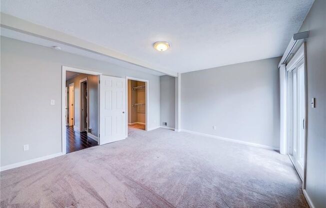 2 beds, 1 bath, $2,500, Unit Mt Washington