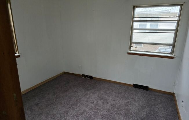 1 bed, 1 bath, $750