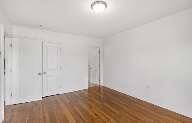 2 beds, 2 baths, 847 sqft, $2,650, Unit 5