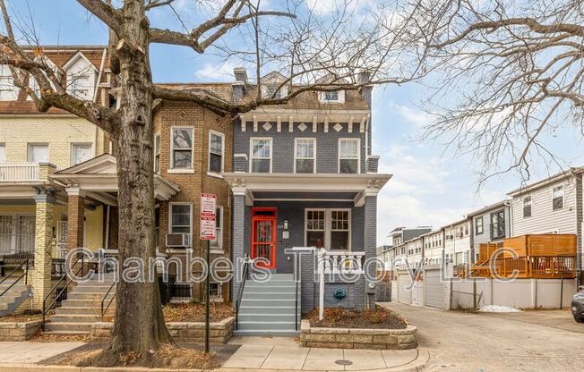 2124 N CAPITOL ST NW