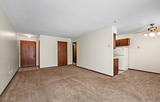 Kings Manor Apartments