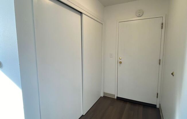 1 bed, 1 bath - $725/month