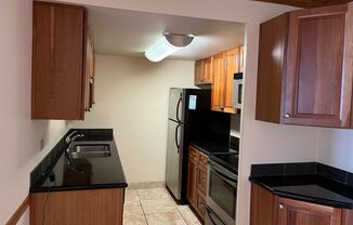 1 bed 1 bath condo near I-25 and Colorado Blvd