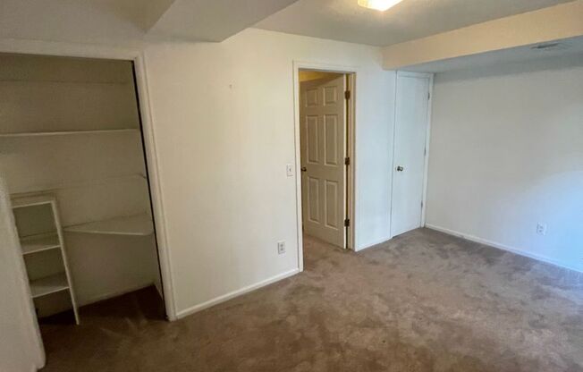 Charming 3b/3b Townhome In Downtown Louisville