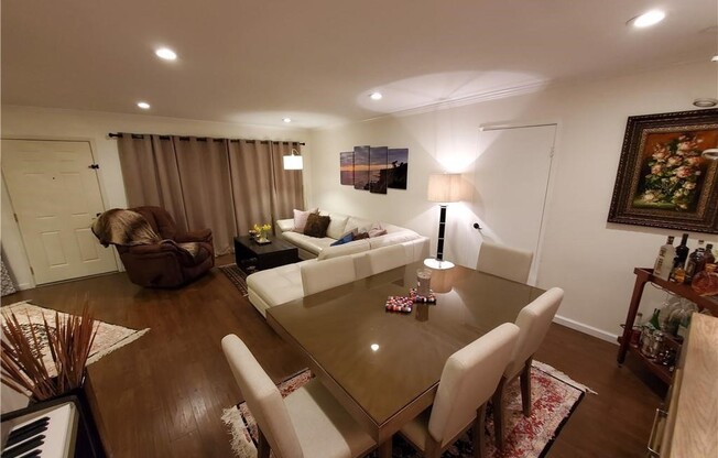 322 MIRALESTE DR