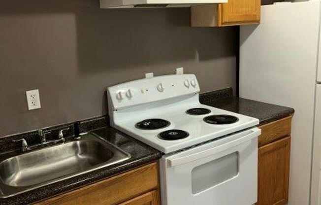 Brittany Hills Apartments