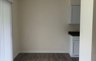 1 bed, 1 bath, $850, Unit 210