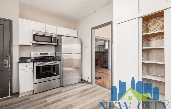 3 beds, 1 bath, $1,587