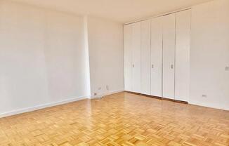 Studio, 1 bath, $3,250, Unit 26G