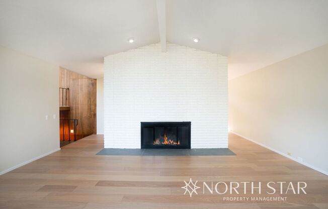 Amazing Updated Mid-Century in the Prime Palisades Neighborhood