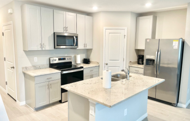 5820 OCEAN ISLE DR