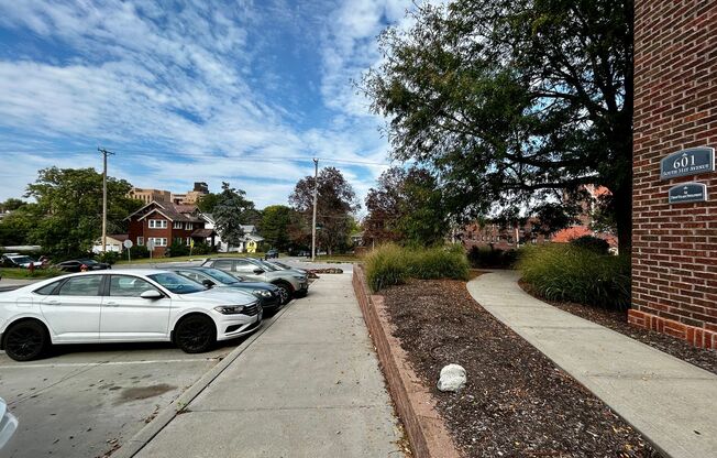 1 bed, 1 bath, 650 sqft, $995, Unit 601 - Unit 204 A650 UPGRADE