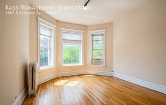 4609 N Ashland Ave