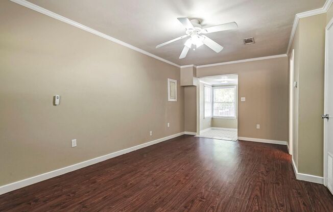 Beautiful 3 Bed 2 Bath home close to TCU- Ready for new tenants-  76109