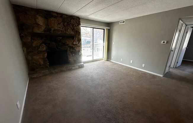 1 bed, 1 bath, 800 sqft, $995, Unit 8