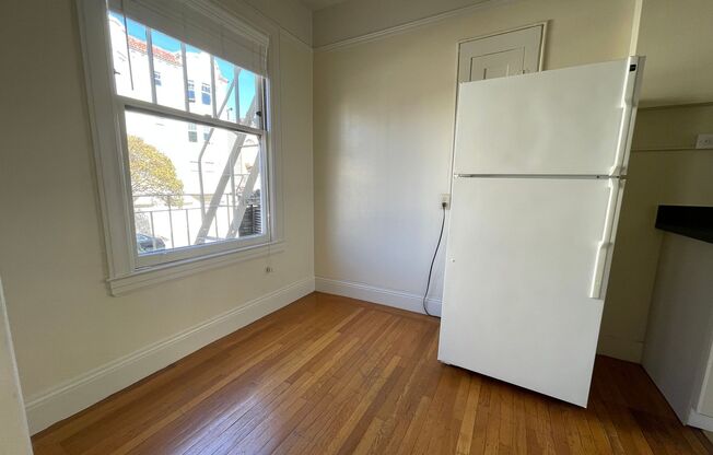 Studio, 1 bath, 406 sqft, $2,195, Unit 103