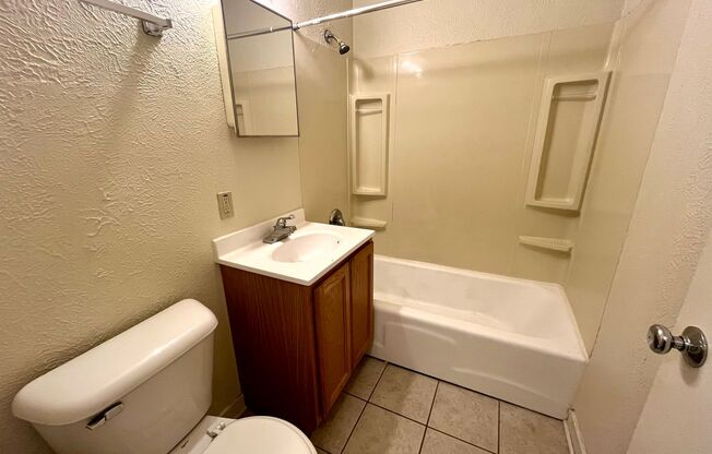 Studio, 1 bath, $750, Unit 317