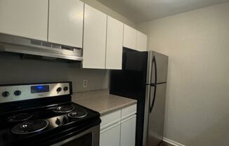 2 beds, 2 baths, 960 sqft, $1,295, Unit 101C