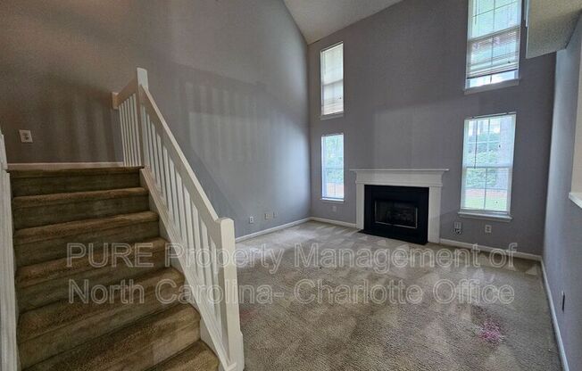 10035 UNIVERSITY PARK LN