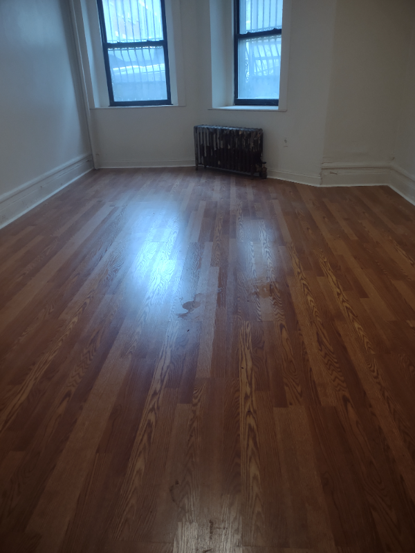 W 148th St