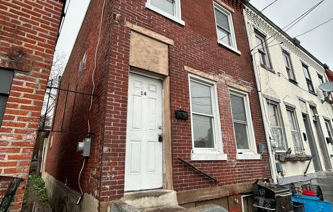 14 COMMERCE ST