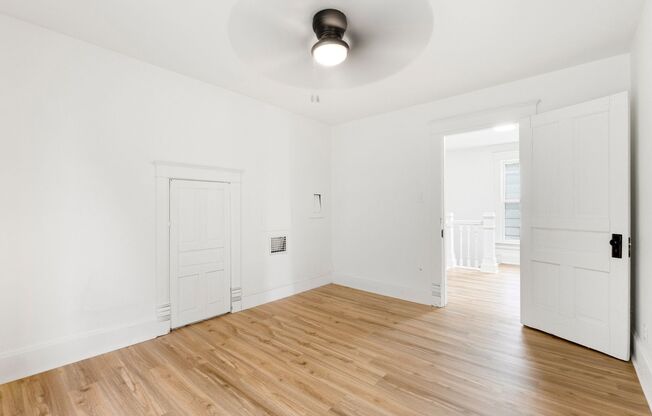 New Listing! 3 Bedroom House!