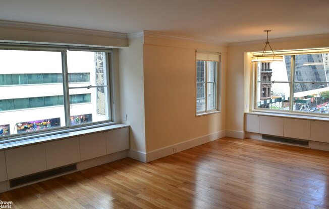 1 bed, 1.5 baths, $4,750, Unit 5D