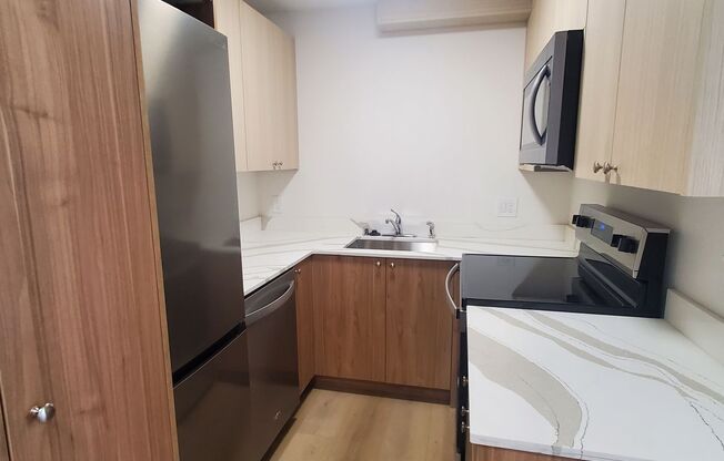 1 bed, 1 bath, 612 sqft, $1,850, Unit 103