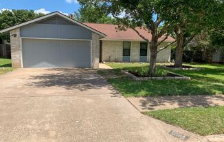 Great Cedar Park Home in Buttercup Creek!