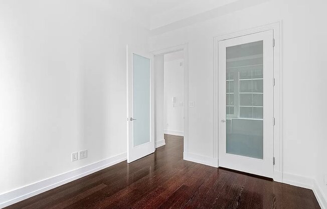 1 bed, 1 bath, $5,500, Unit 15A