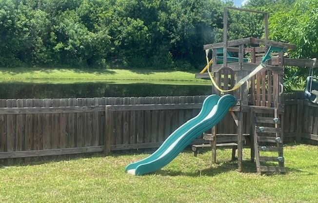 3 Bedroom House with Large Yard