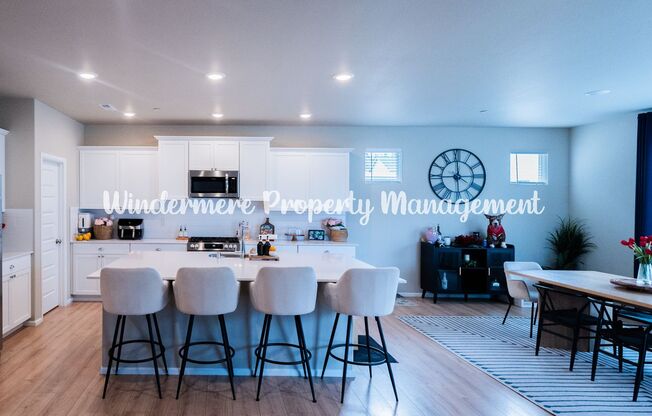 Stunning Soundview Estates 5 bedroom home