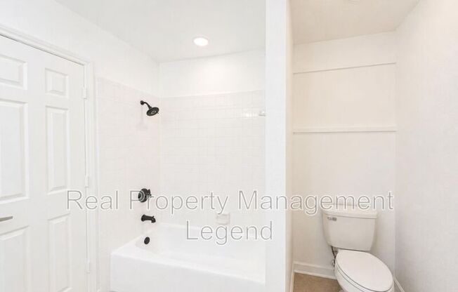 70 LEGEND RD