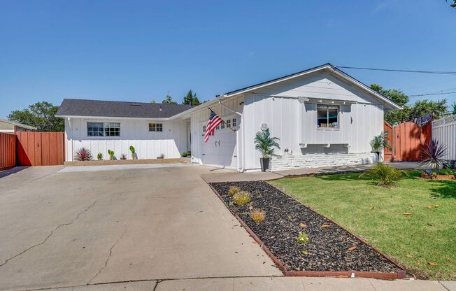 Resort-like Three Bedroom Single Family Home with Bonus Room & Swimming Pool. Add-on Cabana Available to Rent.
